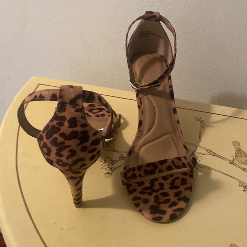 Lane Bryant Leopard Stiletto Sandals Soft Cushion Size 10W with Shoe Bag
